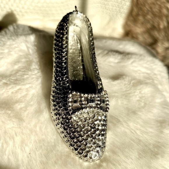 VICTORIAN Style Silver Tone Shoe Ornaments Set of 6 - Picture 9 of 16